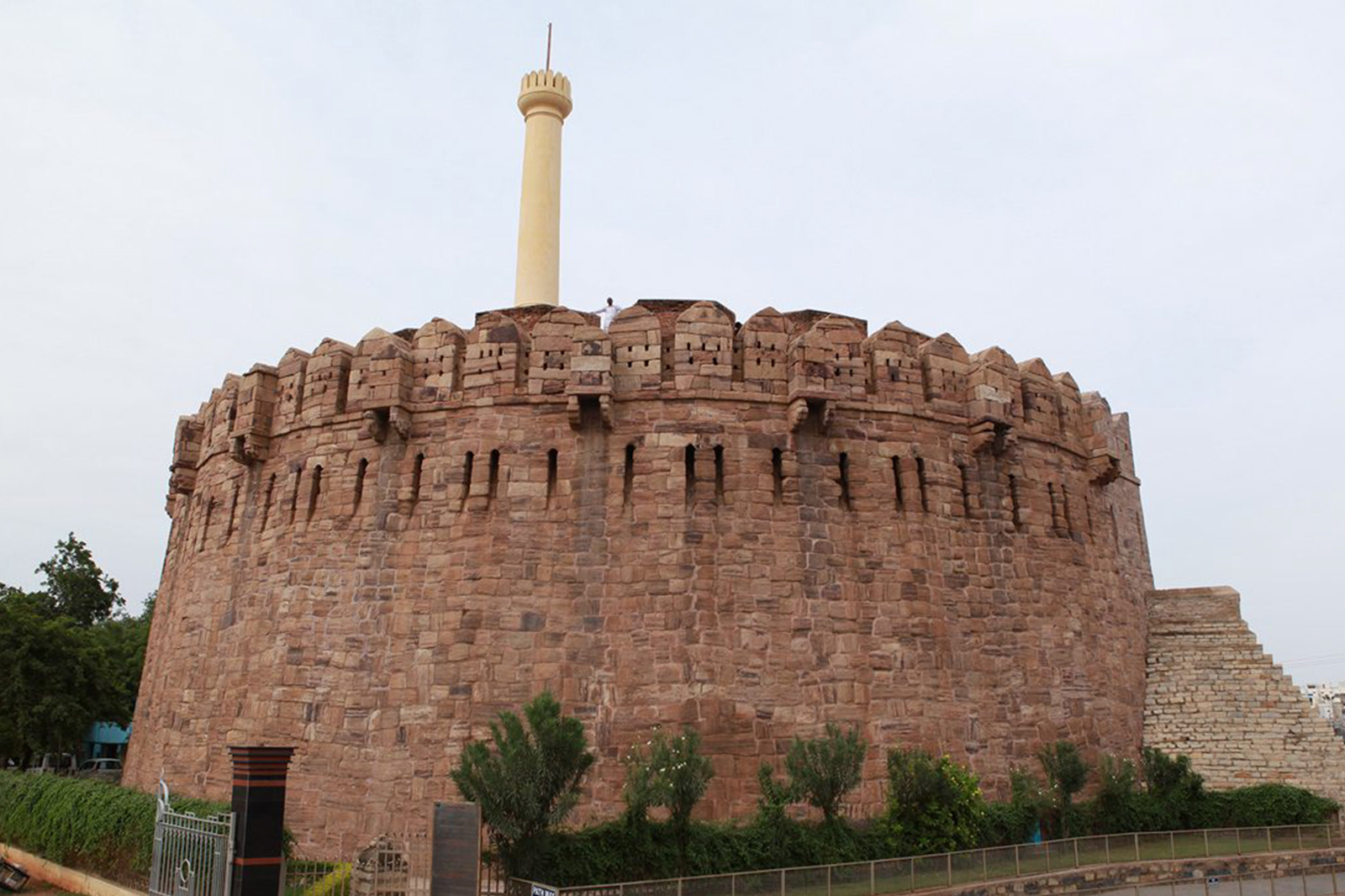 Konda Reddy Fort (Kondareddy Buruju)